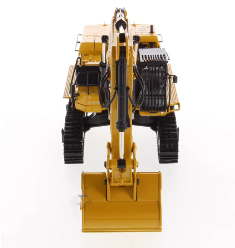 1:50 DM CAT 395 Next Generation Excavator Construction Machinery Diecast Model