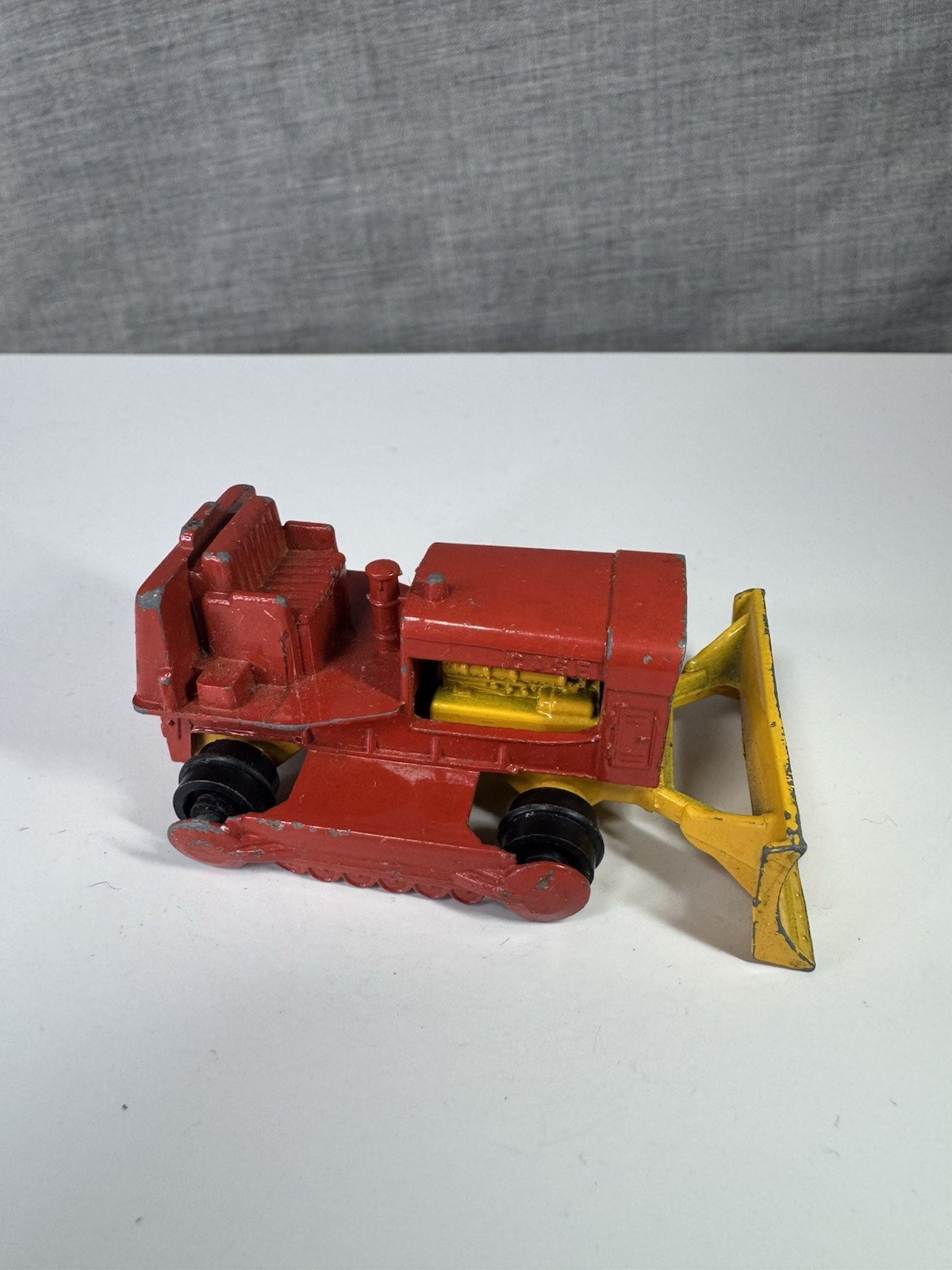 Matchbox Series No. 16 Case Bulldozer Tractor Made in England By Lesney 1969
