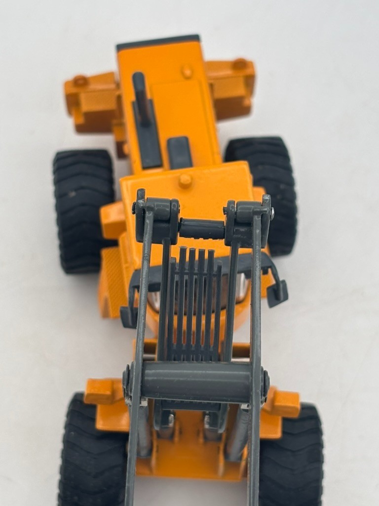1/50 Scale Diecast Volvo BM L 180C HIGH-LIFT Loader with box