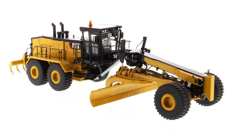 Diecast Masters Caterpillar 24 Motor Grader – High Line Series 1/50 Scale