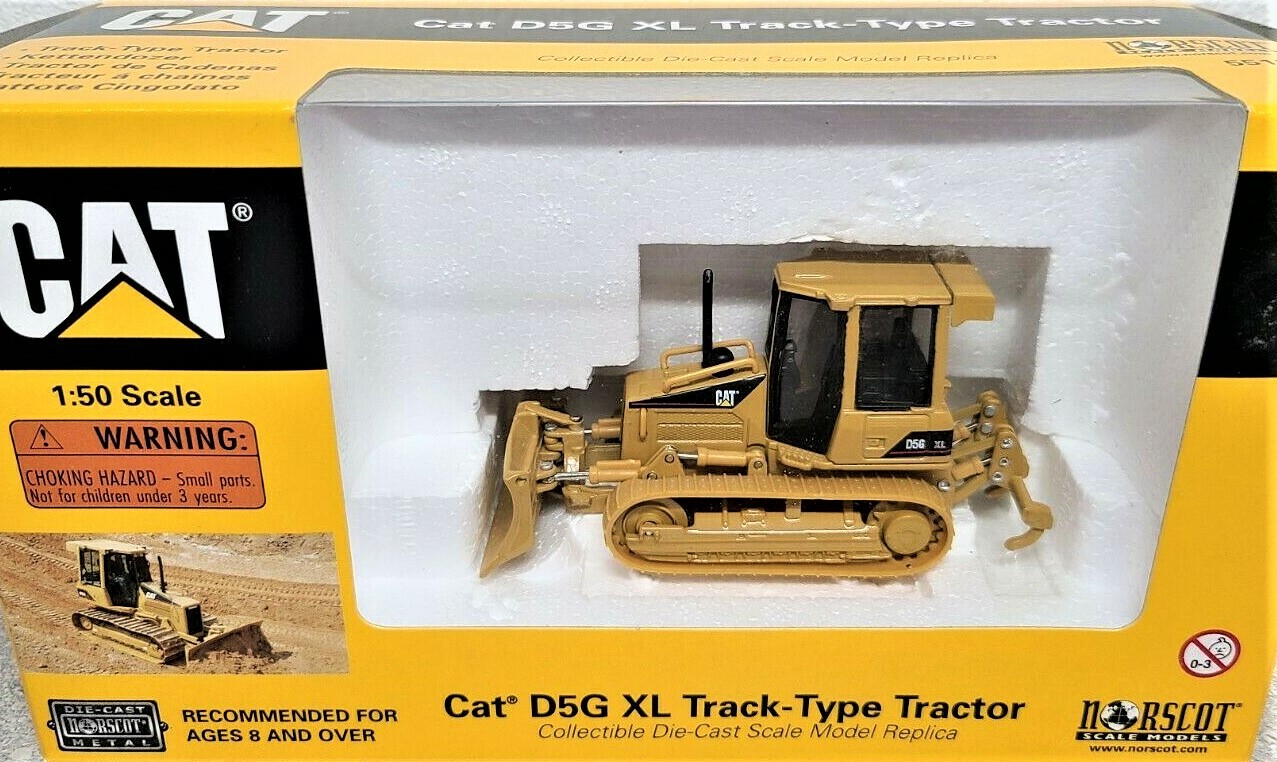 Norscot 55131 Caterpillar Cat D5G XL Dozer with Ripper 1/50 Diecast MIB