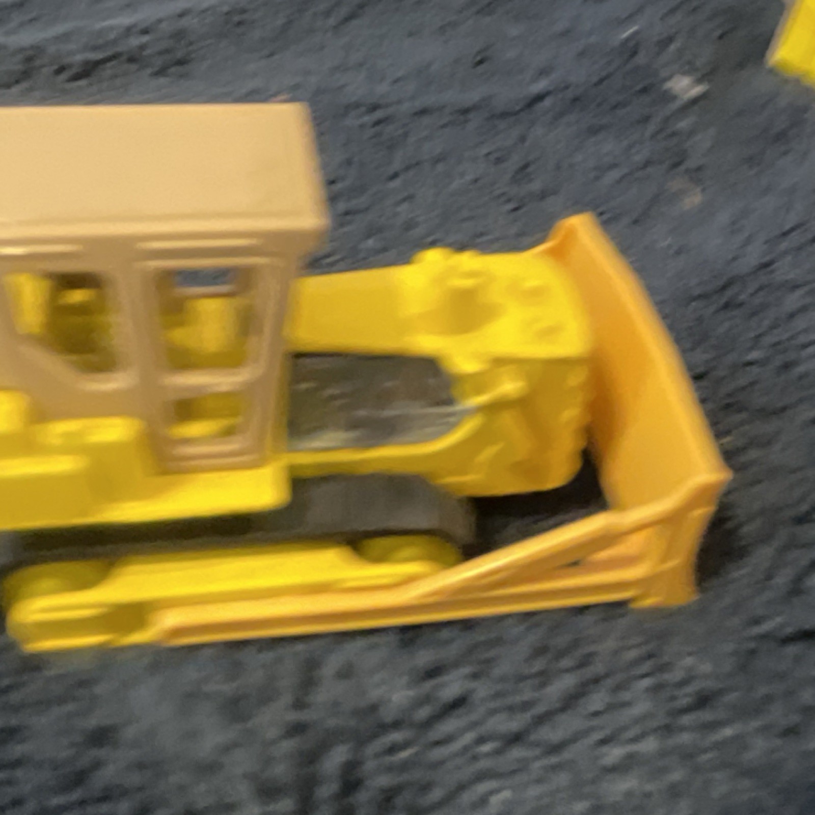Matchbox Superfast No. 64 Caterpillar Bulldozer 1:75 Diecast Yellow Gray
