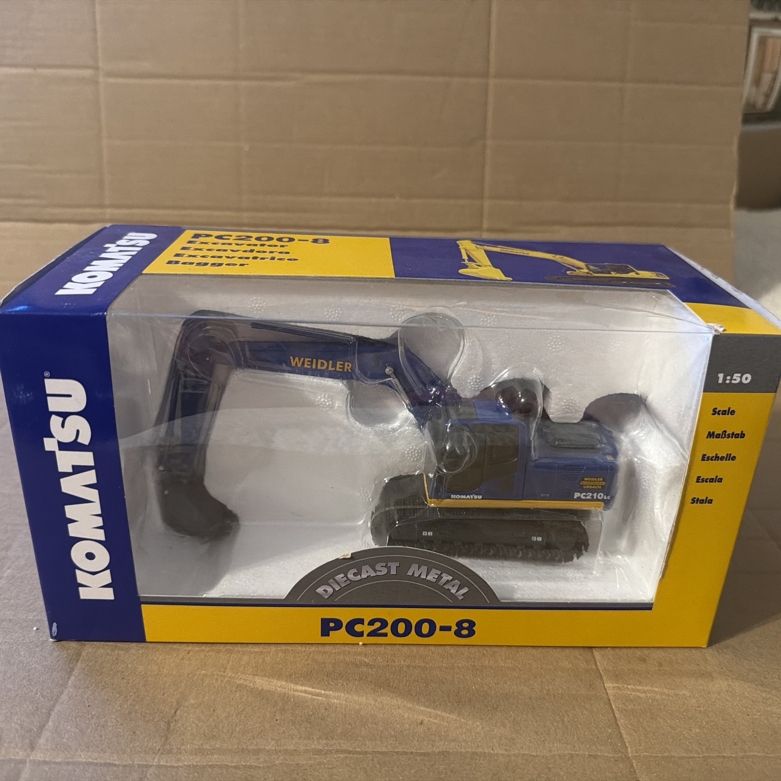 1/50 NZG Komatsu PC200-8 Excavator Weidler Urbach New Rare Color