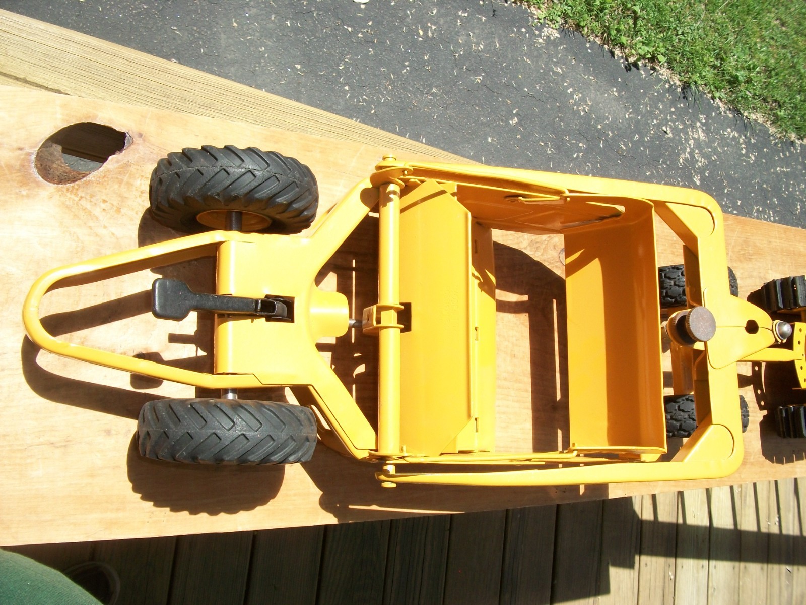 Doepke Caterpillar D6 Dozer & Earth Scraper