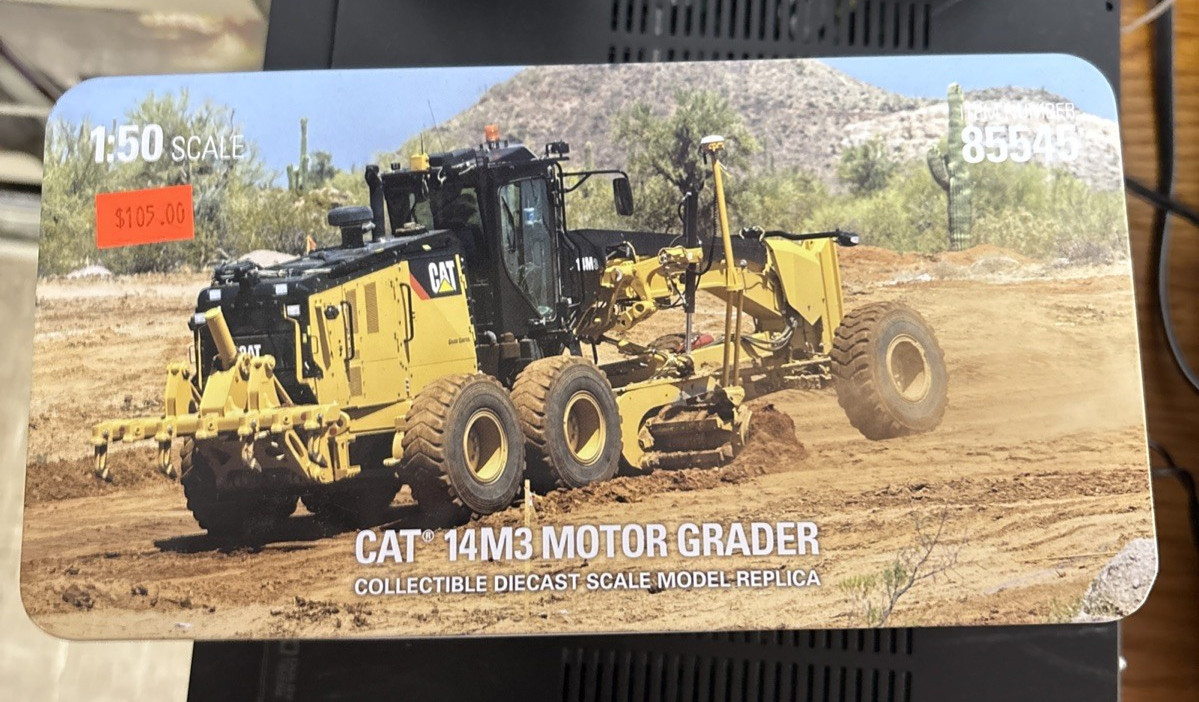 New 2017 Die Cast Masters CAT 14M3 Motor Grader 1:50 #85545 Collectible Model
