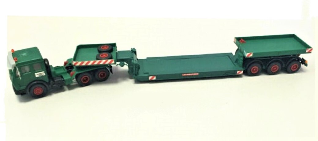 KIBRI 10090 Mercedes-Benz Scheuerle Lowloader 1/87 HO Scale (plastic kit) MIB