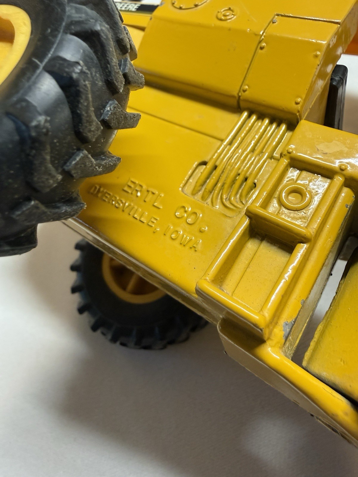 ERTL John Deere Front End Loader Diecast 1:16 #503-701P Made In USA