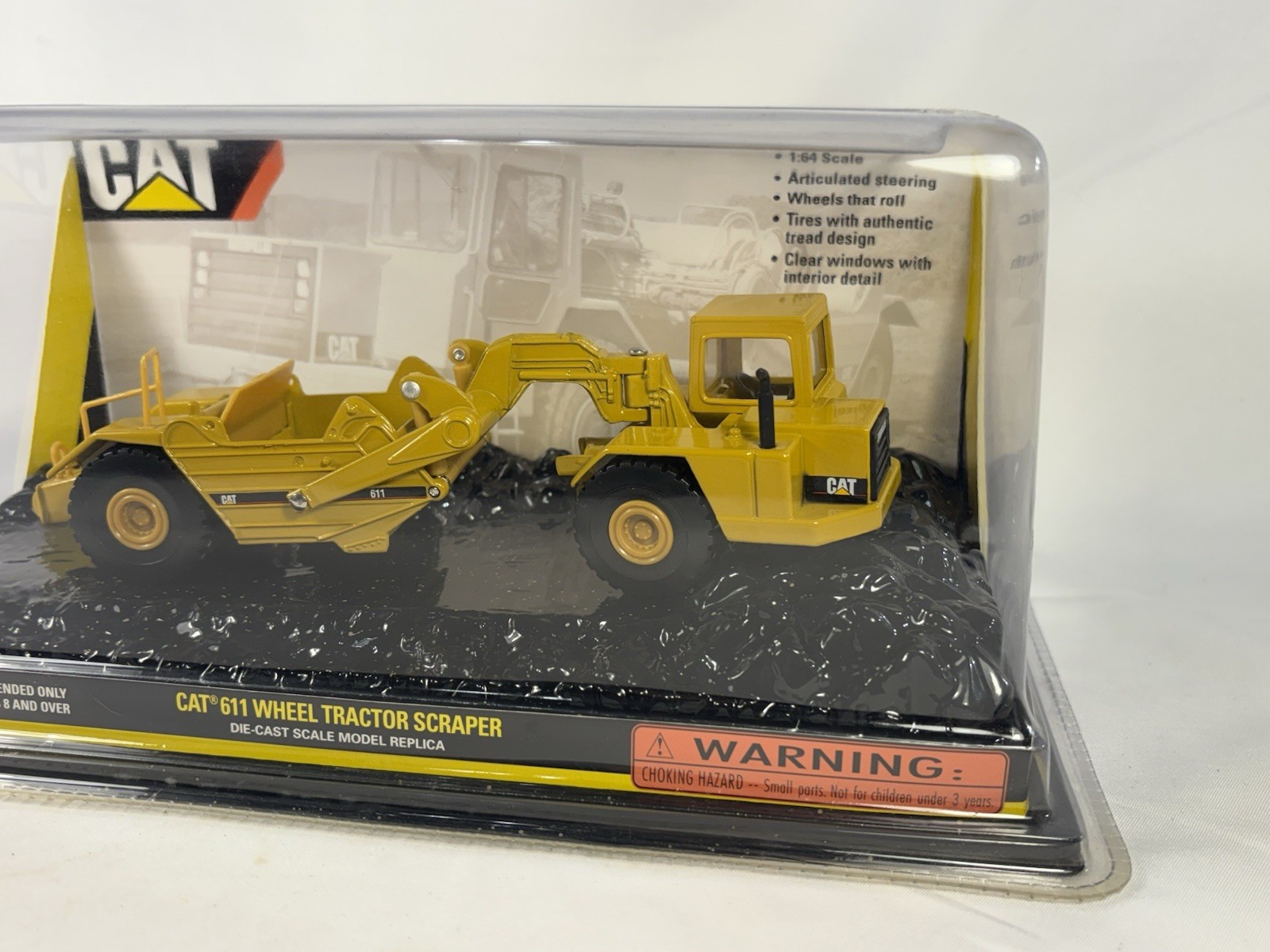 RARE CAT 2009 BRAND NEW BOX DIE CAST 611 WHEEL TRACTOR SCRAPER 1:64 NORSCOT WI