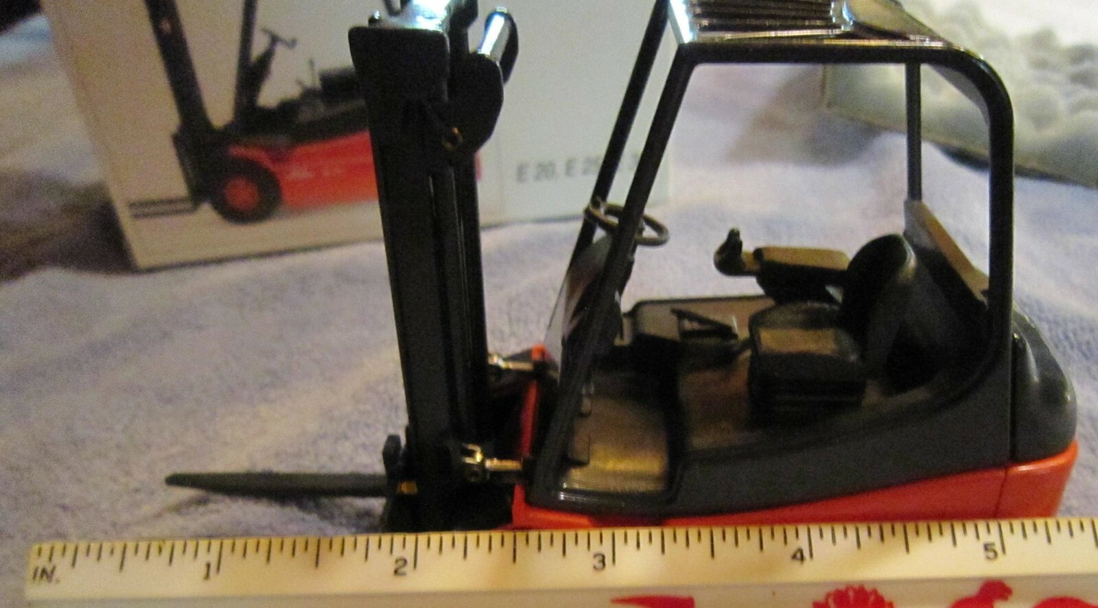 Linde Stacking Model #E-25, diecast; slightly used, original packaging