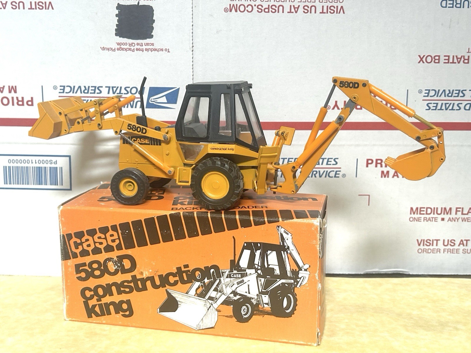 Conrad 1/35 Scale Case 580D Construction King Loader-Backhoe Ref. 2931 (Boxed)