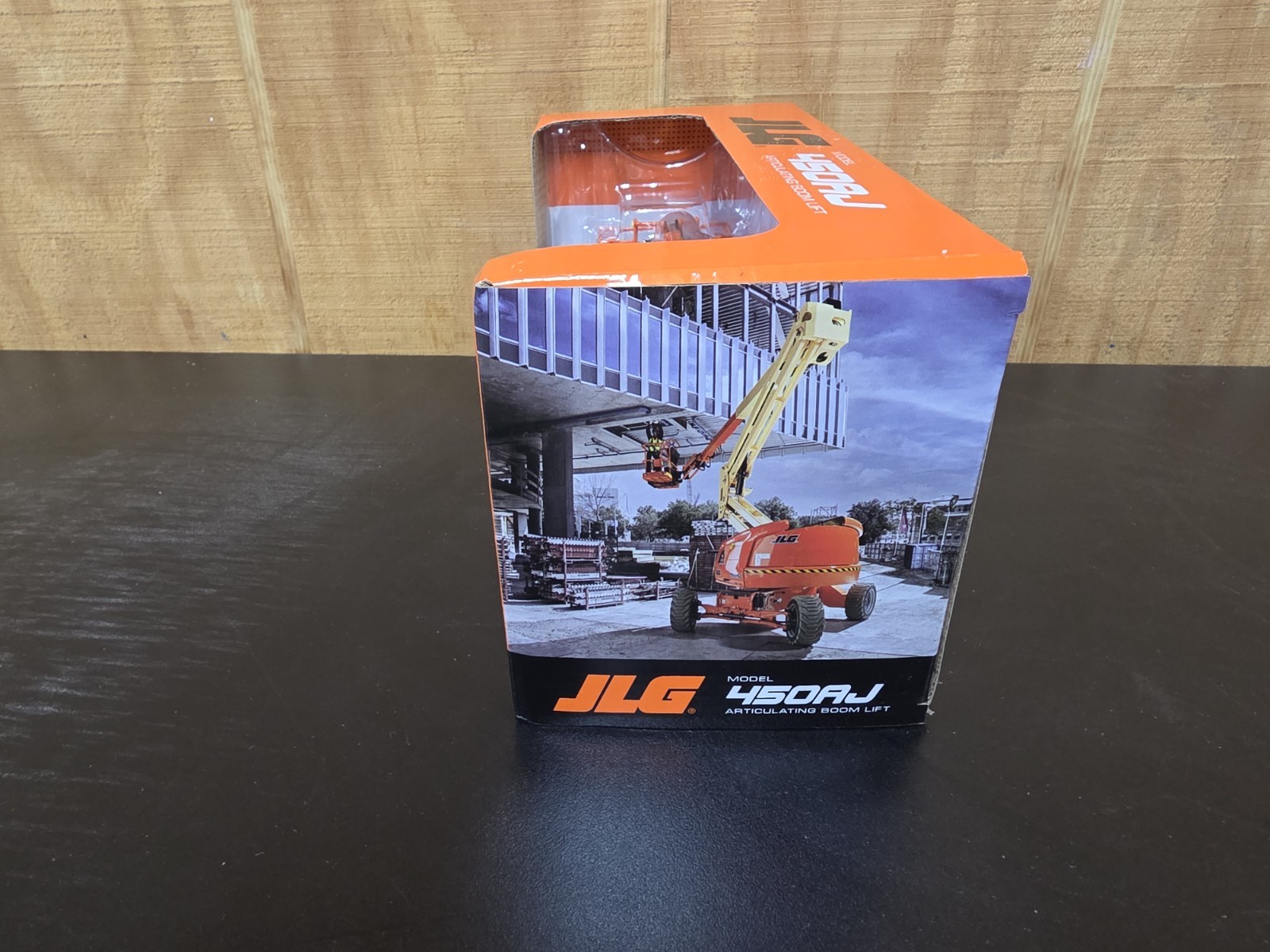 First Gear JLG 450AJ 1:32 Diecast Metal Articulating Boom Lift Model Orange